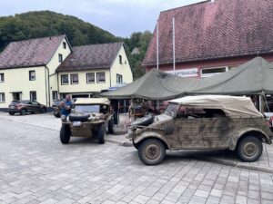 Kübel- und Schwimmwagen